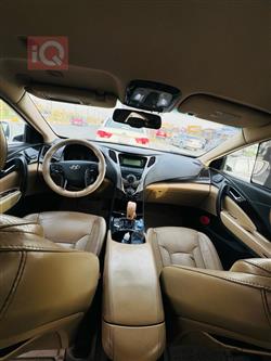 Hyundai Azera